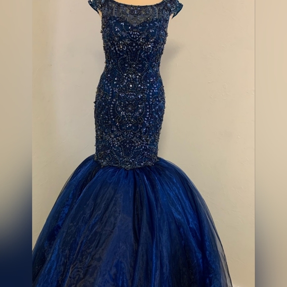 Sherri Hill Gown Blue Size 2 - Picture 1 of 9